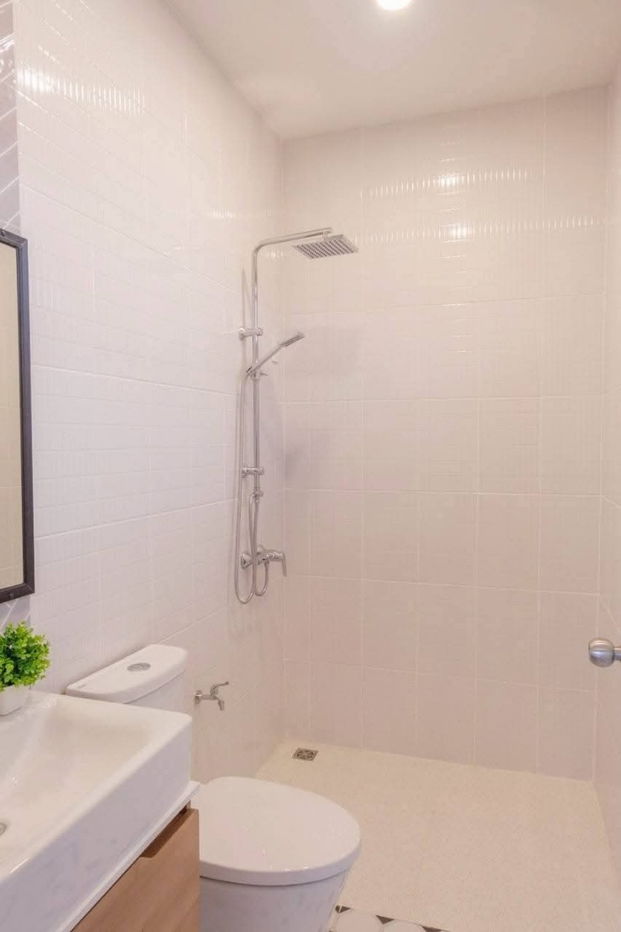 รูป ปล่อยเช่าบ้านใหม่หลังใหญ่ บ้านโมเดิร์น ใกล้สิ่งอำนวยความสะดวกมากมาย ทำเลดีและล้อมรอบด้วยโรงเรียนนานาชาติหลายแห่ง #ใกล้กาดฝรั่ง , โรงเรียนนานาชาติลานน - รูปที่ 12/19