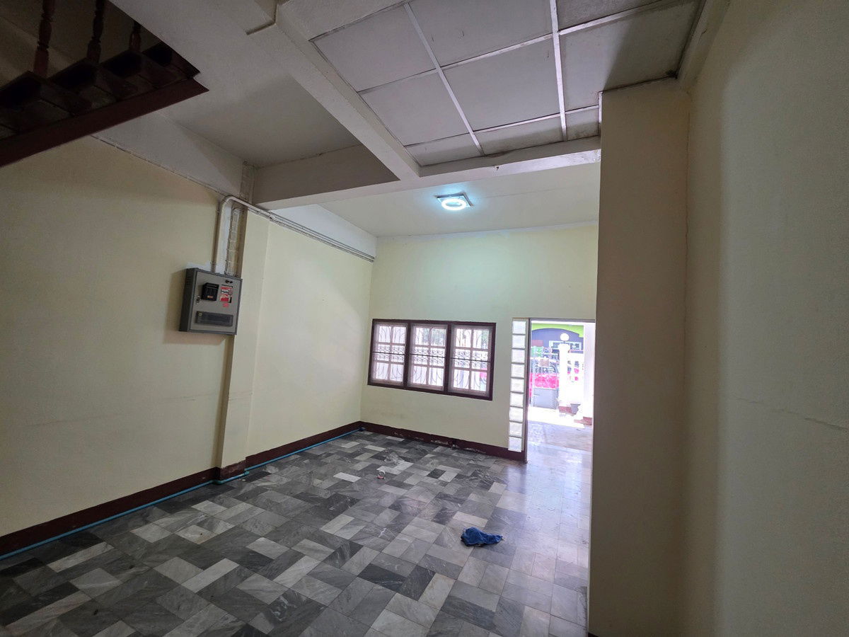 รูป 💥CP-9564💥ว่างให้เช่า  ทาวน์เฮ้าส์ วิมเบอร์ลี่โฮม สุขุมวิท 105 (ซอยลาซาล​ 1 แยก 3)​ 👉แอดไลน์ @rangrak - รูปที่ 10/38