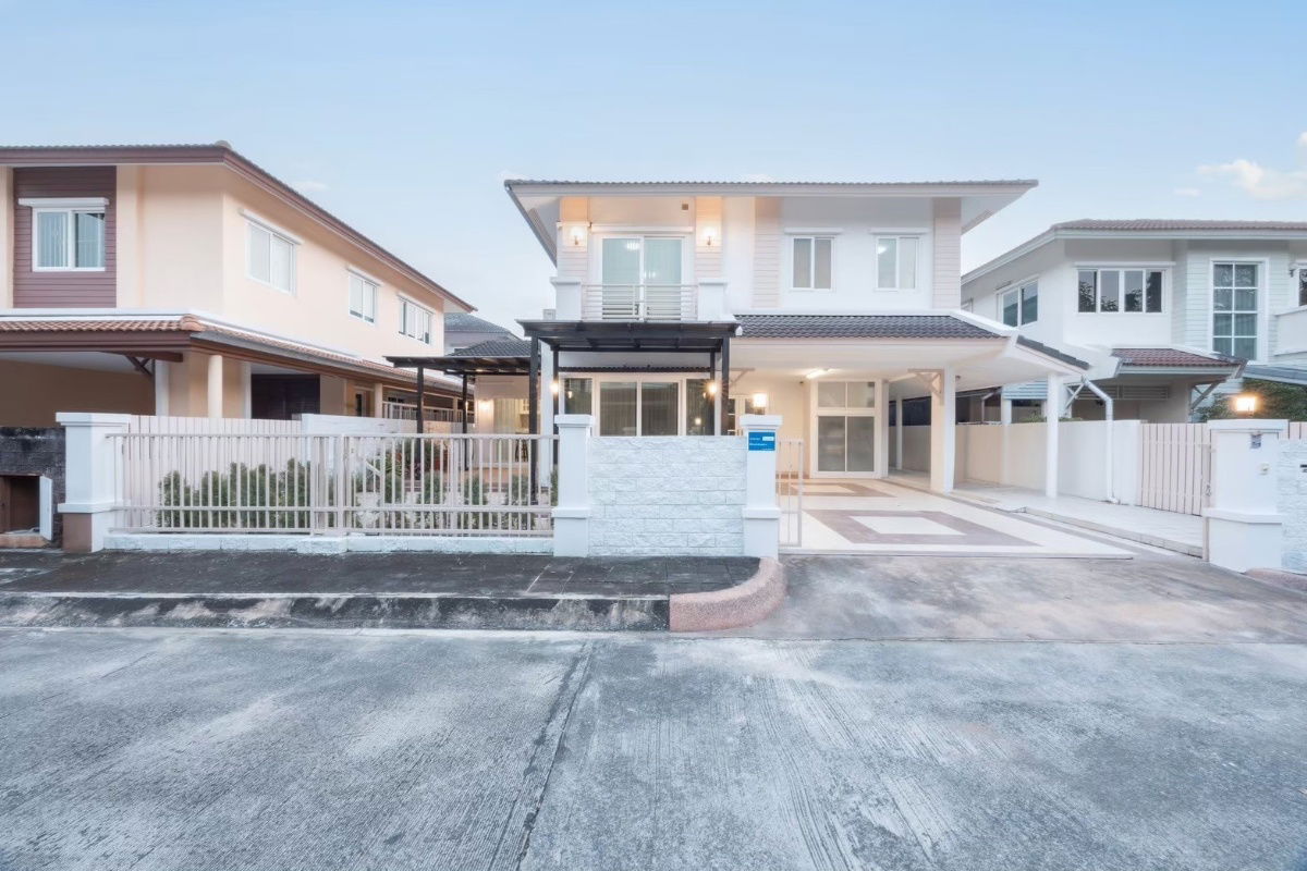 รูป บ้านรีโนเวทใหม่ โครงการ วรารมย์ แก้วนวรัฐ ใกล้ถนนวงแหวนรอบสาม - รูปที่ 1/8