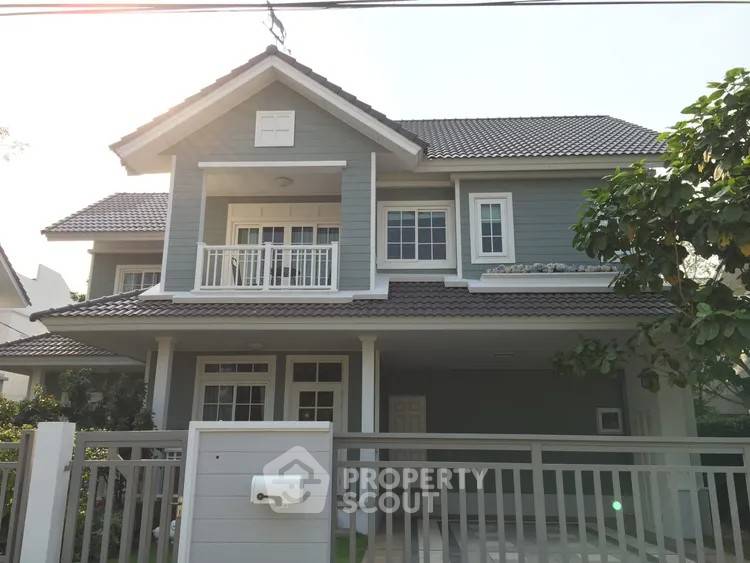 Houses for sale : 4-BR House at Burasiri Panya-Indra in Bang Chan (ID 2426533)