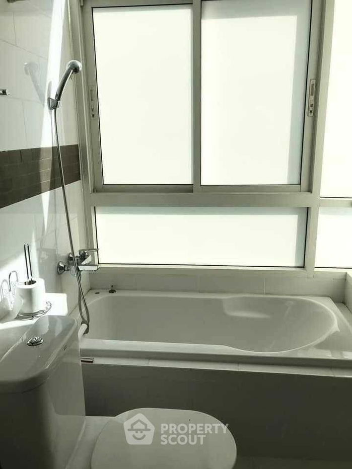 picture 2-BR Condo at Ideo Verve Sukhumvit near BTS On Nut (ID 1810404) - 6/14