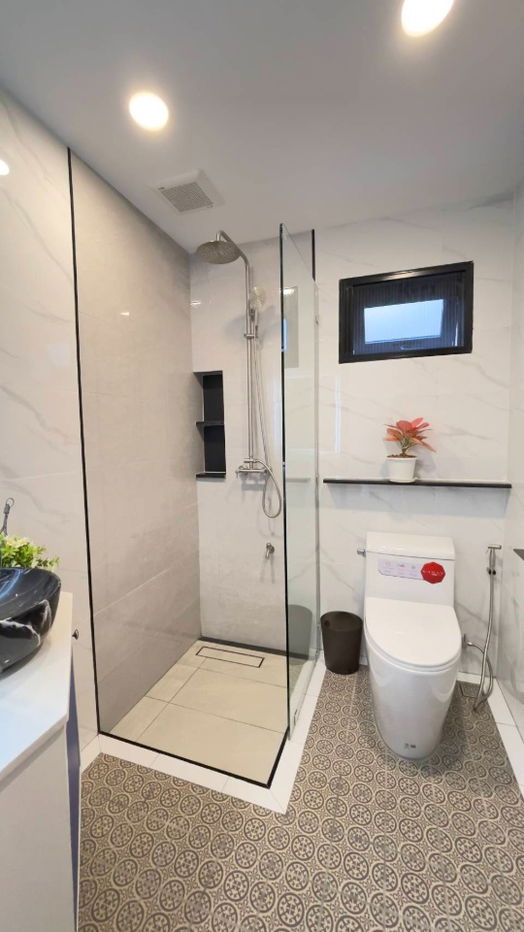 รูป ให้เช่าPool Villa 2 ชั้น 4 ห้องนอน 5 ห้องน้ำ 1 ห้องครัว 2 ที่จอดรถ - รูปที่ 18/20