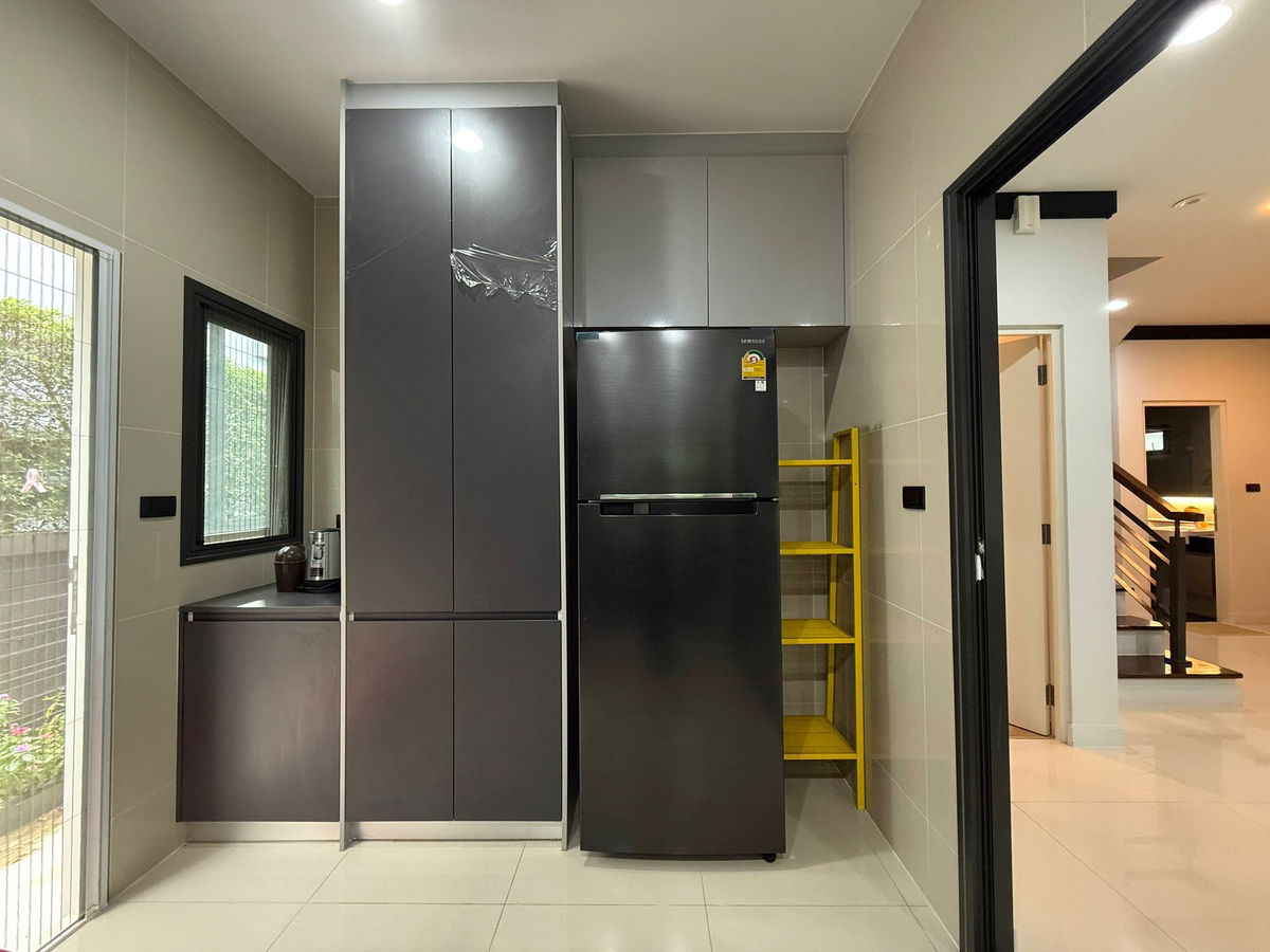 รูป 📣🌈🏡 เช่าบ้าน เศรษฐสิริ กรุงเทพกรีฑา 2 ตกแต่งสวยพร้อมเข้าอยู่ ติดตั้ง EV Charger - รูปที่ 7/13