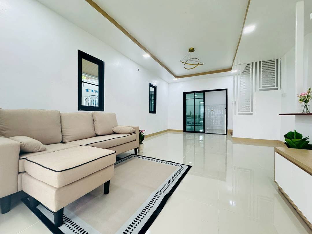 รูป ทาวน์เฮ้าส์ 2 ชั้น #หมู่บ้านพฤกษา3 วัดลาดปลาดุก! หลังริม เนื้อที่ 24 ตร.วา มีพื้นที่ด้านข้าง! ฟังก์ชันใหญ่ 4 ห้องนอน 2 ห้องน้ำ ต่อเติมระเบียงหน้าบ้าน - รูปที่ 6/20