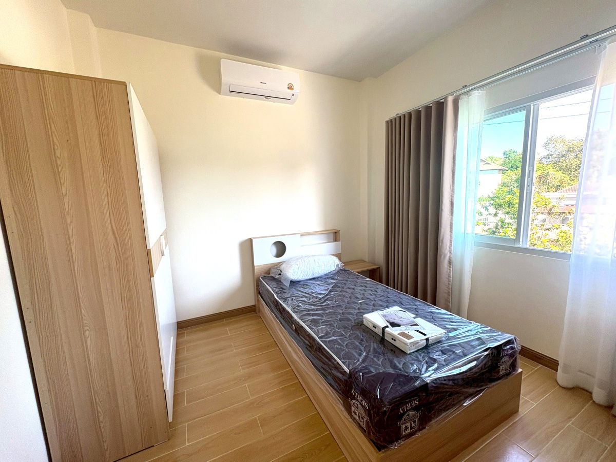 รูป ให้เช่าบ้านเดี่ยวสองชั้น  3 ห้องนอน 2 ห้องน้ำ 1  ห้องครัว  2  ที่จอดรถ - รูปที่ 18/23