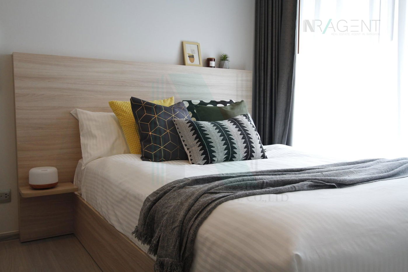 picture For rent Life Asoke-Rama 9 1 bedroom 40th floor Building A near Yu Charoen Market - 5/8