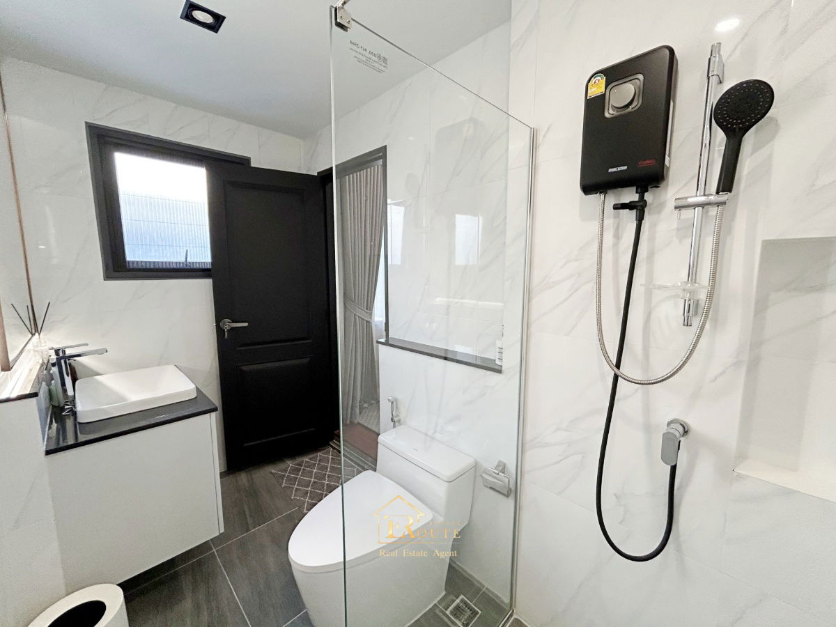 รูป ขาย CENTRO ดอนเมือง – แจ้งวัฒนะ แปลงมุม ขนาด 83.5 ตร.ว. ตกแต่งใหม่ แถมเฟอร์นิเจอร์ให้ทั้งหลัง ใกล้ทางด่วน ด่านศรีสมาน เดินทางเพียง 5 นาที - รูปที่ 56/60