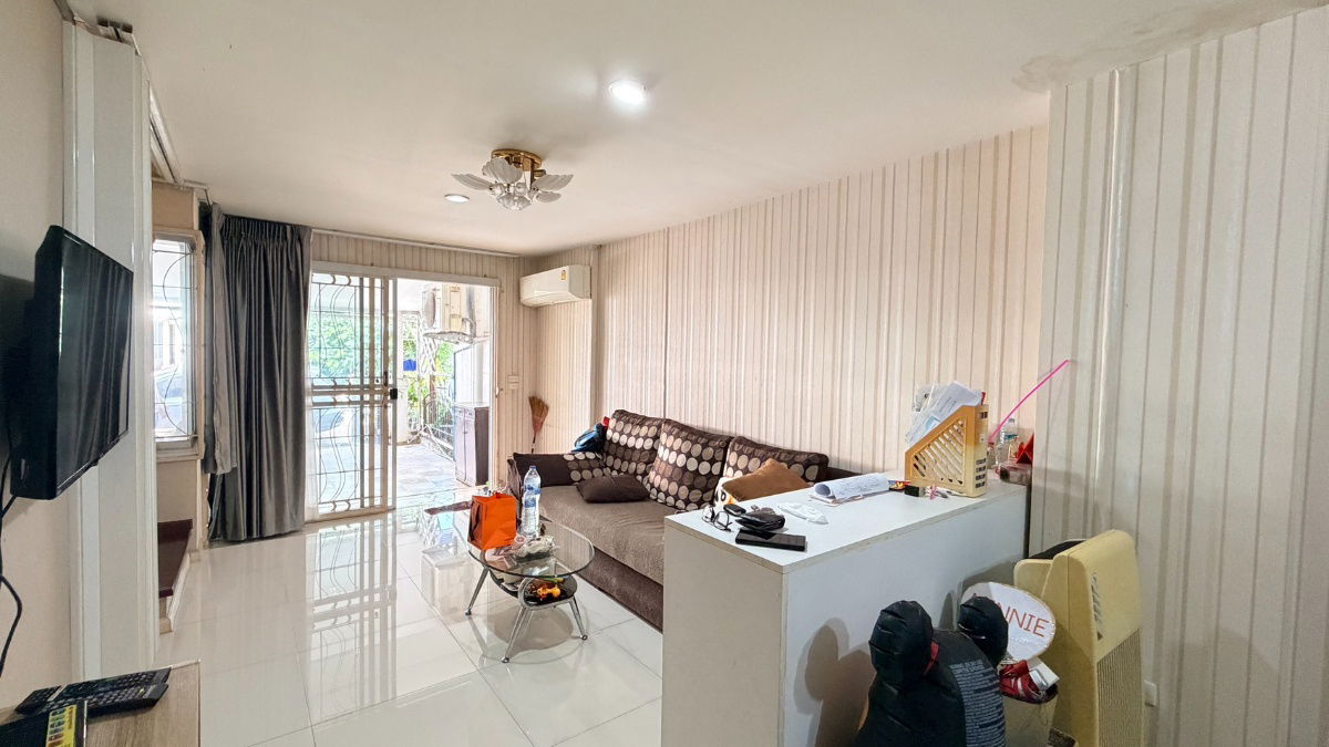 รูป ✨ พร้อมขาย ! ขายทาวน์โฮม 3 ชั้น — Supalai Ville รัชดาภิเษก 32 ทำเลใจกลางเมือง เดินทางสะดวก ใกล้ ม.ราชภัฏจันทรเกษม / ม.เกษตรศาสตร์ - รูปที่ 19/32