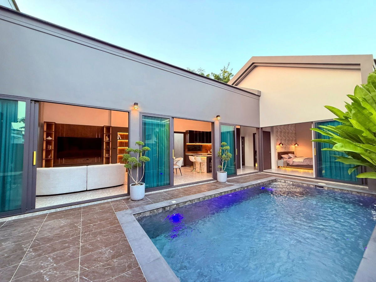 picture Private Pool villa for Sale in Pattaya with Guesthouse - Location : Siam country , Fully Furnished - 9/40