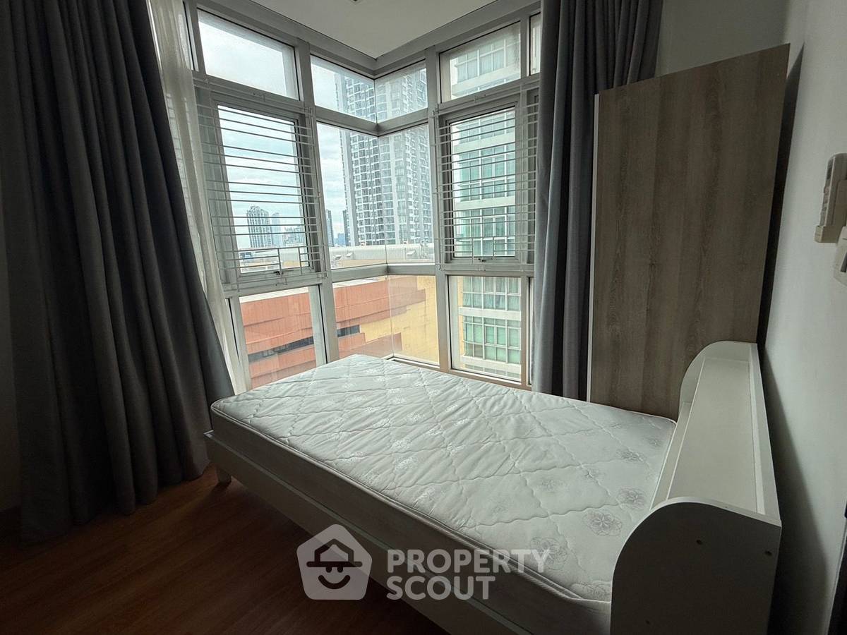 picture 3-BR Condo at Nusasiri Grand Condominium near BTS Ekkamai (ID 1989699) - 4/5