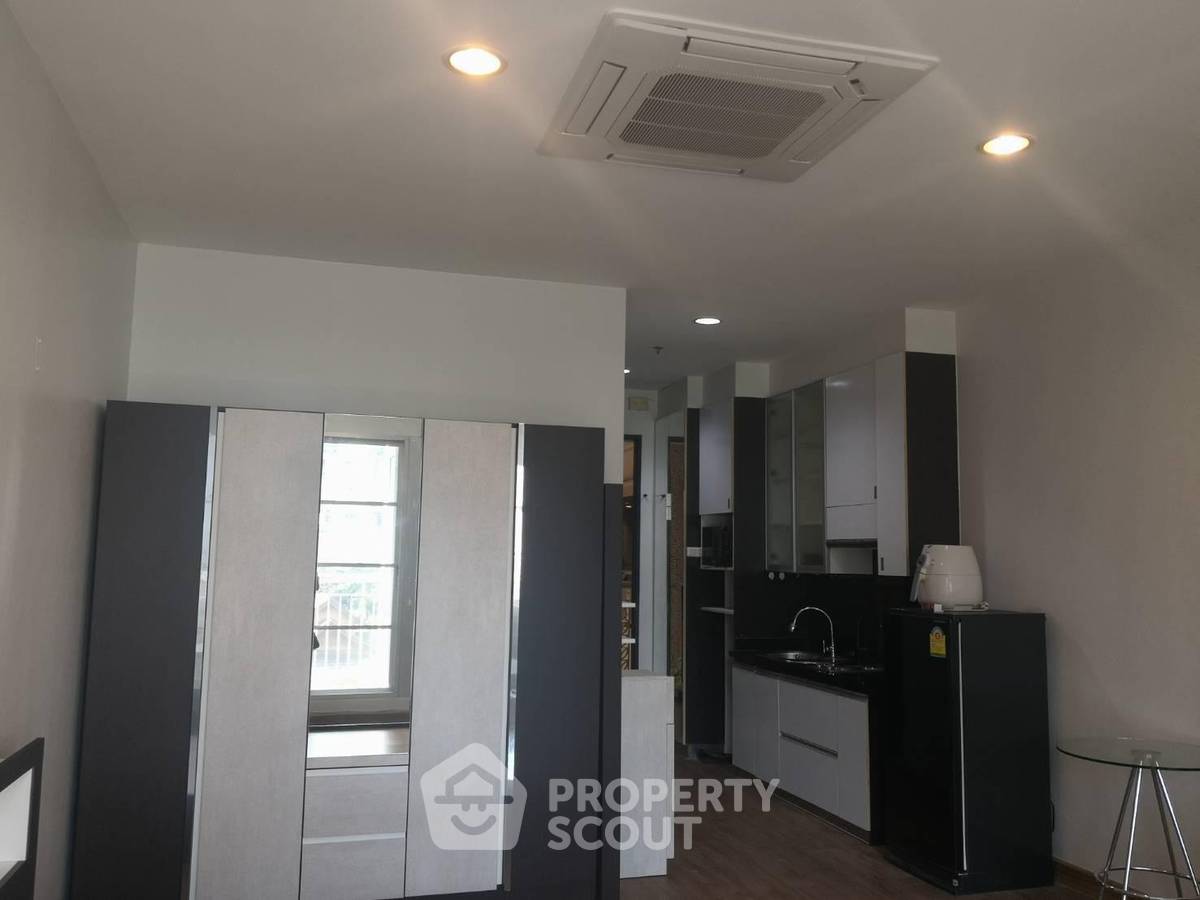 รูป คอนโด 1-ห้องนอน ที่ ซิตี้ สมาร์ท สุขุมวิท18 ใกล้ BTS อโศก (ID 452709) - รูปที่ 4/9