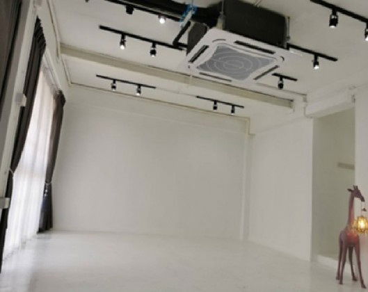 รูป  ให้เช่าทาวน์โฮม 3 ชั้น ซอยวิภาวดีรังสิต 58 /ตกแต่งหรู ตกแต่งสวย / ไม่มีเฟอร์นิเจอณ์ / จอดรถได้ 2 คัน แอร์ 4 เครื่อง อยู่อาศัย หรือ Home Office - รูปที่ 7/16