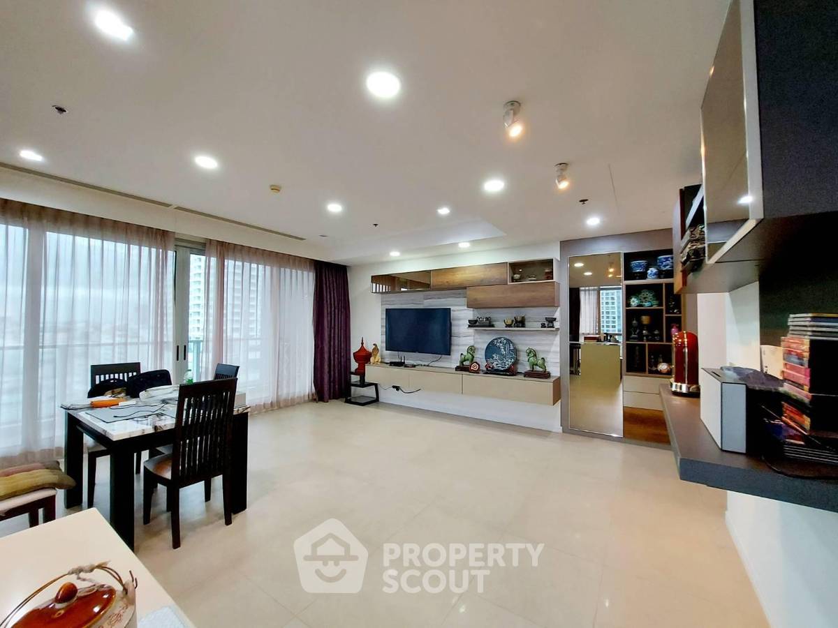 picture 2-BR Condo at The River Condominium near BTS Saphan Taksin (ID 904258) - 6/7