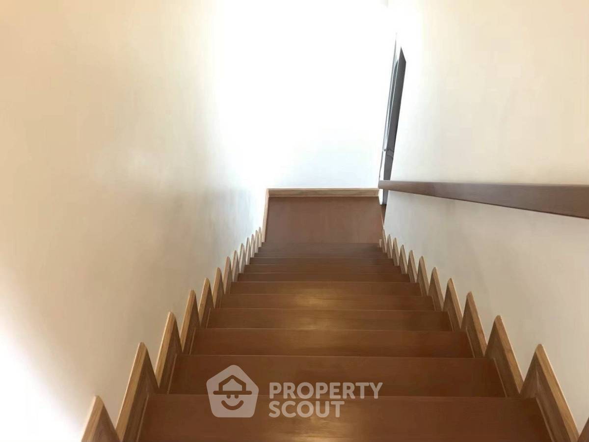 รูป คอนโด 3-ห้องนอน ที่ ดาวน์ทาวน์ 49 สุขุมวิท ใกล้ BTS พร้อมพงษ์ (ID 2466216) - รูปที่ 11/11