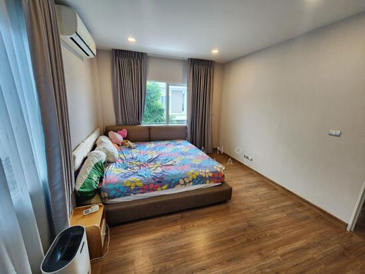 รูป บ้านเดี่ยวหลังมุม The City พหลโยธิน–สายไหม แบบบ้านใหญ่ 4 ห้องนอน 3 ห้องน้ำ แปลงริม โซนหน้าโครงการ พร้อมอยู่ - รูปที่ 18/28