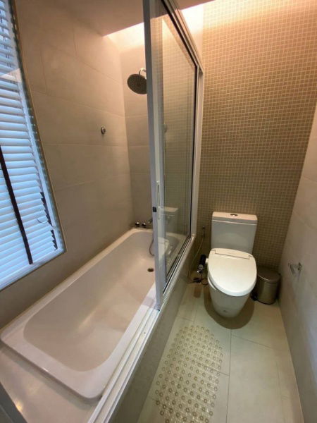 picture Luxury condo for sale, cheap price, Marina Bay Front, in the heart of Sriracha, community area - 10/12