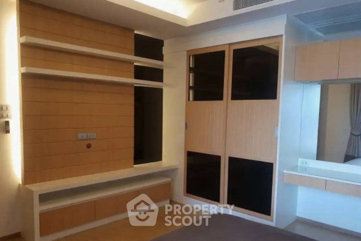 picture 2-BR Condo at Hyde Sukhumvit 13 Condominium near BTS Nana (ID 2468067) - 7/10
