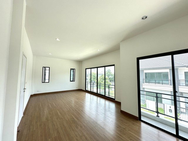 picture Two-storey detached house for sale, Chewarom Nakhon In project, land area 94.5 sq m. - 4/13