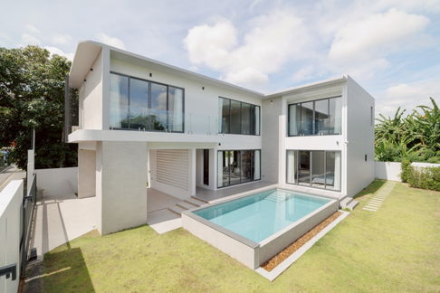 ขายด่วน บ้านพลูวิลล่า - สันทราย 4ห้องนอน 5ห้องน้ำ 133 ตร.ว. (ID:129PS)