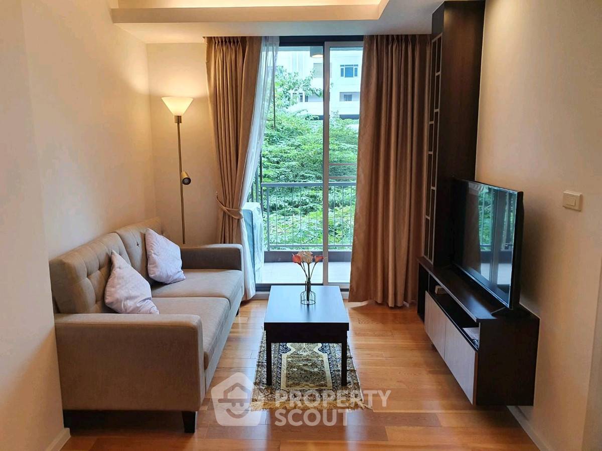 picture 1-BR Condo at Focus Ploenchit near BTS Nana (ID 2456757) - 4/8