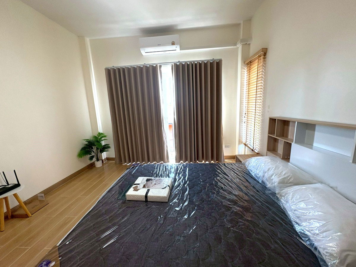 รูป ให้เช่าบ้านเดี่ยวสองชั้น  3 ห้องนอน 2 ห้องน้ำ 1  ห้องครัว  2  ที่จอดรถ - รูปที่ 12/23