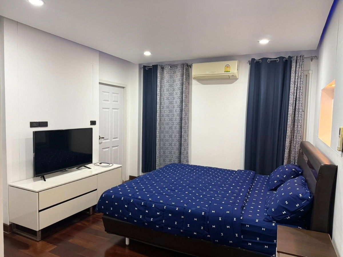 รูป ขาย: บ้านเดี่ยว 3 ชั้นพัทยา พร้อมสระว่ายน้ำส่วนตัว 6 ห้องนอน - ซอยทุ่งกลมตาลหมัน - รูปที่ 11/41