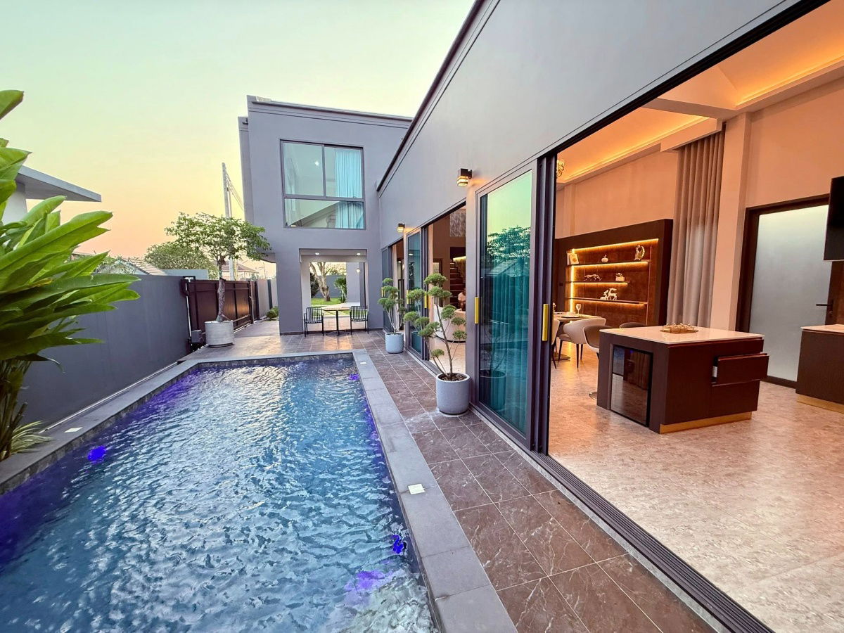 picture Private Pool villa for Sale in Pattaya with Guesthouse - Location : Siam country , Fully Furnished - 6/40