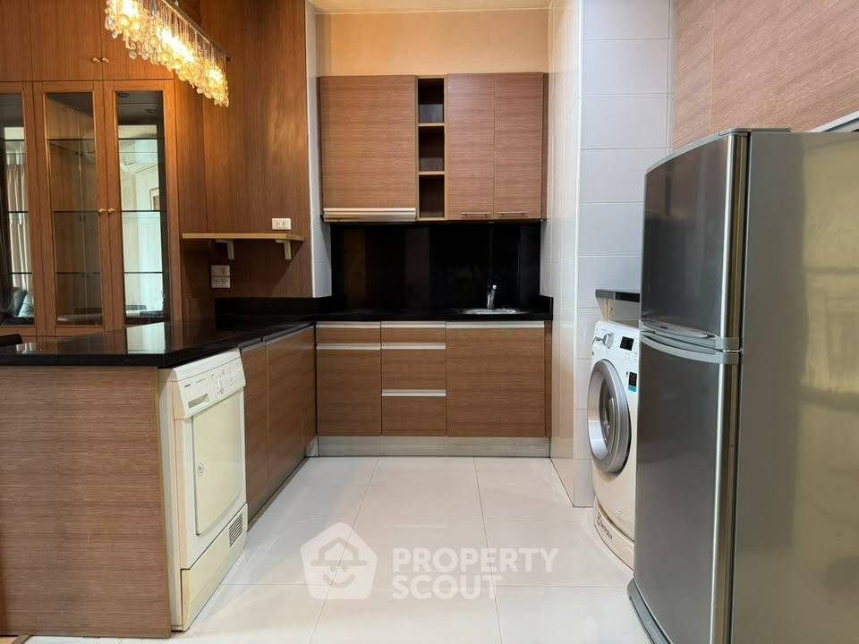 picture 2-BR Condo at Citi Smart Sukhumvit 18 near BTS Asok (ID 2461506) - 3/4