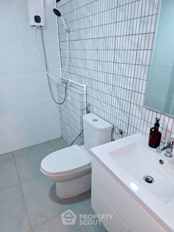 รูป คอนโด 2-ห้องนอน ที่ ศรีบำเพ็ญ คอนโด โฮม ใกล้ MRT คลองเตย (ID 2350936) - รูปที่ 21/22