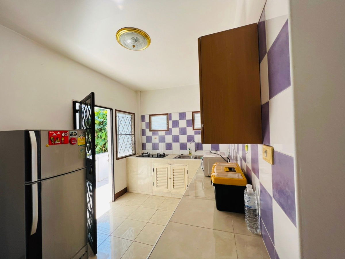 รูป ให้เช่าบ้านเดี่ยวชั้นเดียวในโครงการ มี 4 ห้องนอน 3 ห้องน้ำ 1 ห้องครัว จอดรถได้ 2 คัน - รูปที่ 16/22