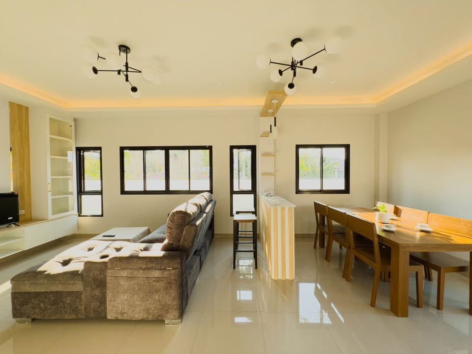 รูป ให้เช่าบ้านเดี่ยวสองชั้น  3 ห้องนอน 3 ห้องน้ำ 1  ห้องครัว - รูปที่ 9/32