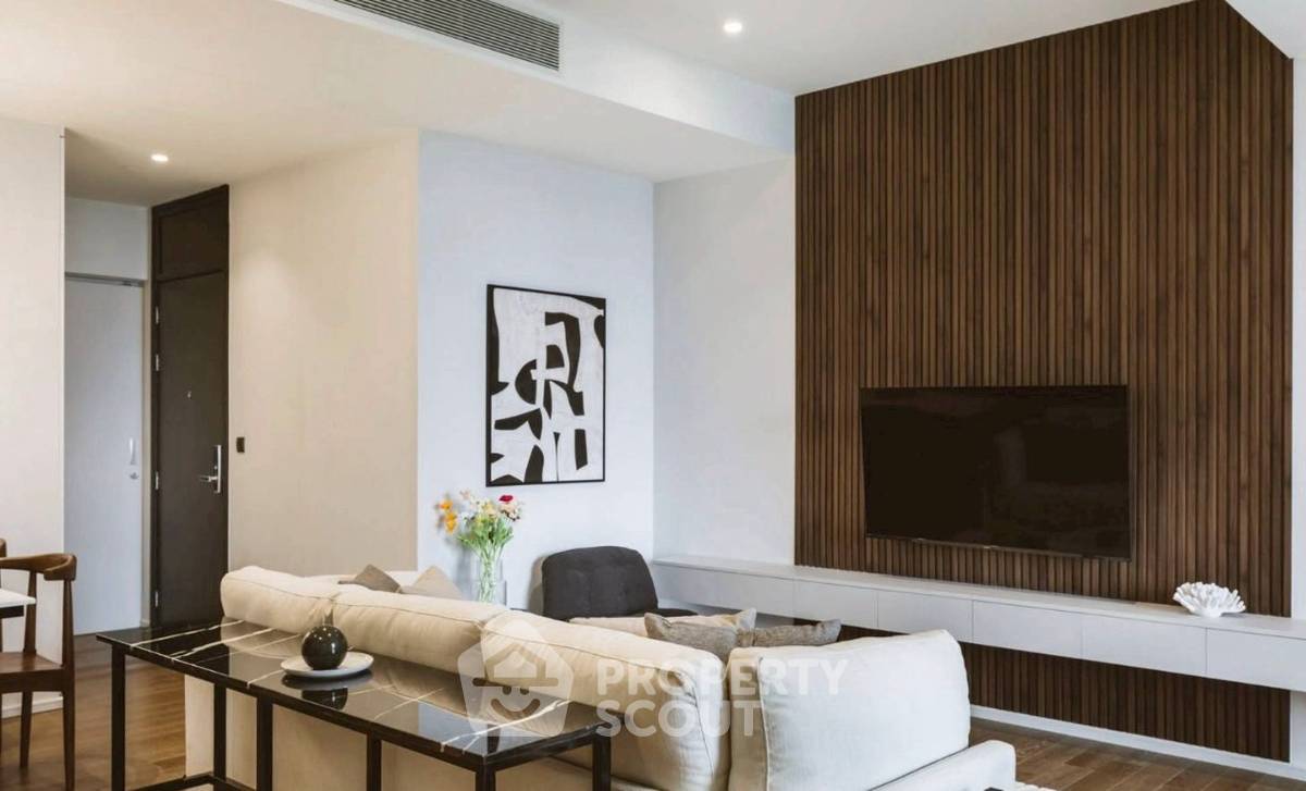 picture 2-BR Condo at Muniq Langsuan near BTS Ratchadamri (ID 2465793) - 4/5