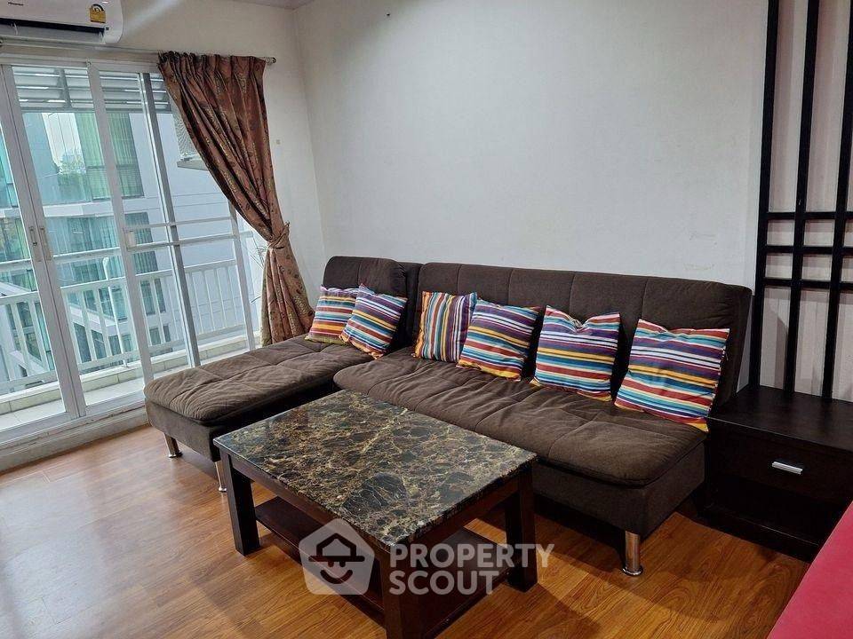 picture Studio Condo at Grand Park View Asoke near MRT Sukhumvit (ID 1581214) - 1/8