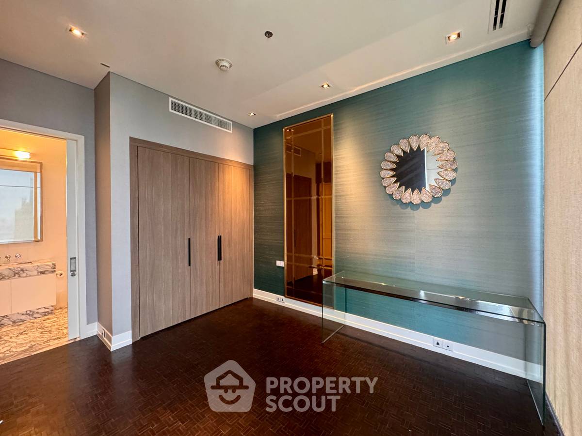 picture 4-BR Condo at The Ritz-Carlton Residences, Bangkok near BTS Chong Nonsi (ID 2445062) - 25/38