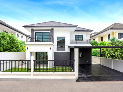 บ้านเดี่ยว เซฟวัน โก ศรีสมาน : บ้านเดี่ยวแจ้งวัฒนะ โครงการเพชรวัฒนะ  รีโนเวทใหม่ 4 ห้องนอน พื้นที่ใช้สอยจุก ๆ 232 ตร.ม. ใกล้รถไฟฟ้าสายสีชมพู สถานีศรีรัช และทางด่วน 