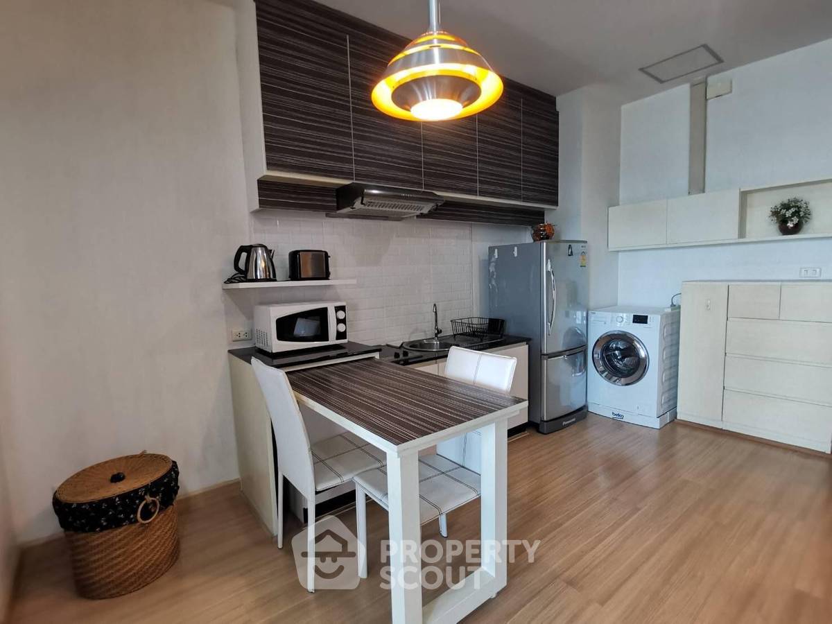 picture 2-BR Condo at Citi Smart Sukhumvit 18 near BTS Asok (ID 452706) - 8/10