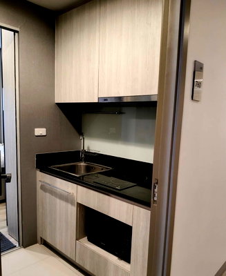 Condos for rent : For rent: Niche Mono Ramkhamhaeng, beautiful, cheap, ready to move in, near MRT Lam Sali Intersection. Interested? Add me on Line @841qqlnr