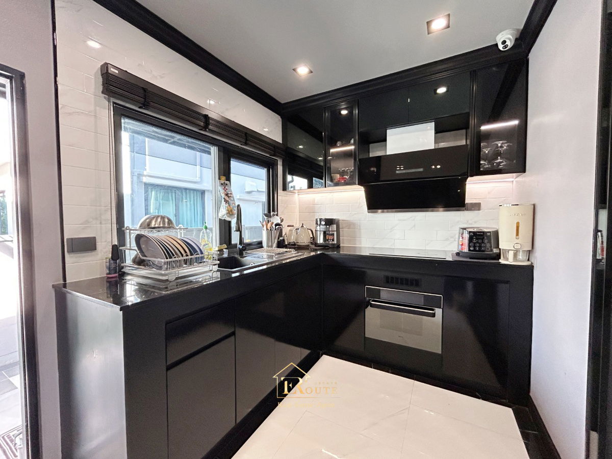 รูป ขาย CENTRO ดอนเมือง – แจ้งวัฒนะ แปลงมุม ขนาด 83.5 ตร.ว. ตกแต่งใหม่ แถมเฟอร์นิเจอร์ให้ทั้งหลัง ใกล้ทางด่วน ด่านศรีสมาน เดินทางเพียง 5 นาที - รูปที่ 25/60