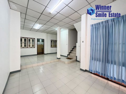 เช่า ทาวน์โฮม ลัลลี่ วิลล์ 1 ศรีนครินทร์ เทพารักษ์ ซอยมังกร ราคาเบาๆ น่าอยู่มาก