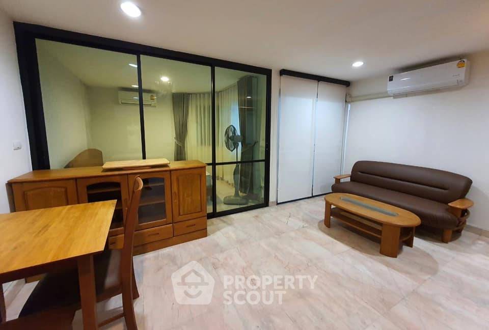 รูป คอนโด 1-ห้องนอน ที่ เดอะ ไพร์ม สวีท คอนโดมิเนียม ใกล้ BTS อโศก (ID 590715) - รูปที่ 7/8