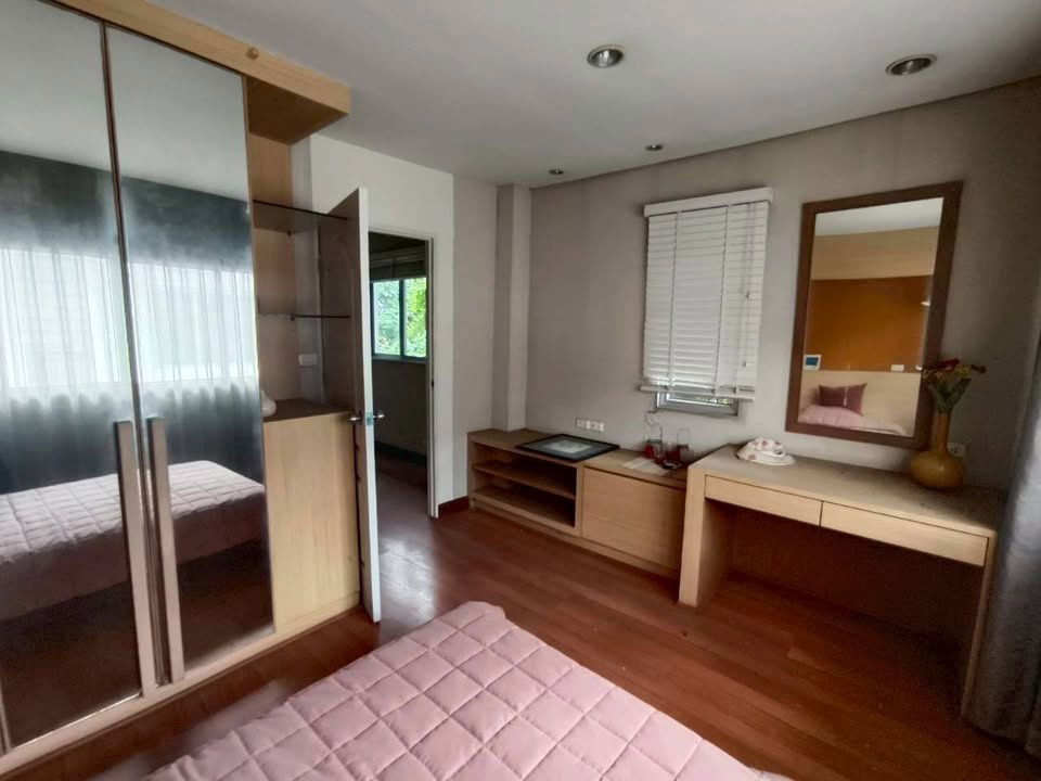 รูป ขายทาวน์โฮม 3 ชั้น หมู่บ้าน เดอะ บัลโคนี่ โฮม อุดมสุข 44.5 ตารางวา - รูปที่ 4/6