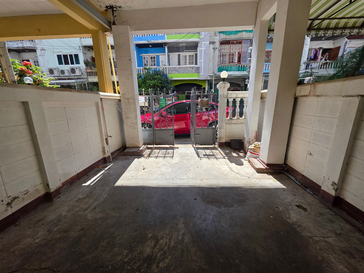 รูป 💥CP-9564💥ว่างให้เช่า  ทาวน์เฮ้าส์ วิมเบอร์ลี่โฮม สุขุมวิท 105 (ซอยลาซาล​ 1 แยก 3)​ 👉แอดไลน์ @rangrak - รูปที่ 12/38