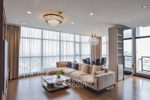 picture 3-BR Condo at Urbano Absolute near BTS Krung Thon Buri (ID 2325500) - 1/18