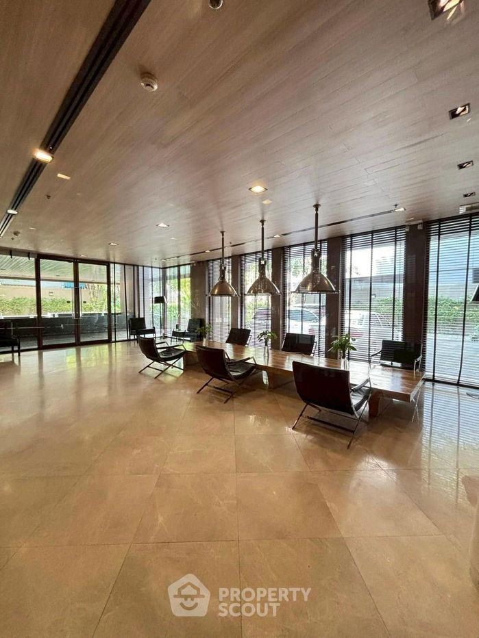 picture 2-BR Condo at Noble Refine Prompong near BTS Phrom Phong (ID 2455645) - 10/10