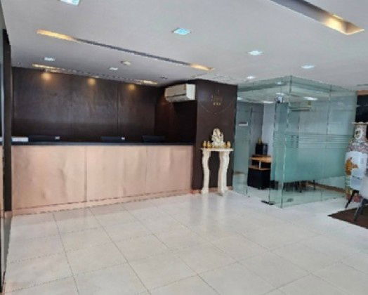 รูป ให้เช่าอาคารสำนักงาน 3 ชั้น ริมถนนพระราม 4 ใกล้อาคารมาลีนนท์ ใกล้ BTS พระโขนง ทำเลดีมาก จอดรถ 4 คัน / เหมาะเป็นสำนักงาน หรือโชว์รูมสินค้า - รูปที่ 6/14