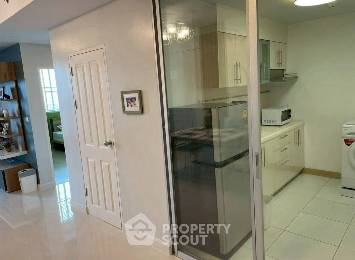 picture 2-BR Condo at Supalai River Place Charoen Nakorn near BTS Krung Thon Buri (ID 2359698) - 9/9