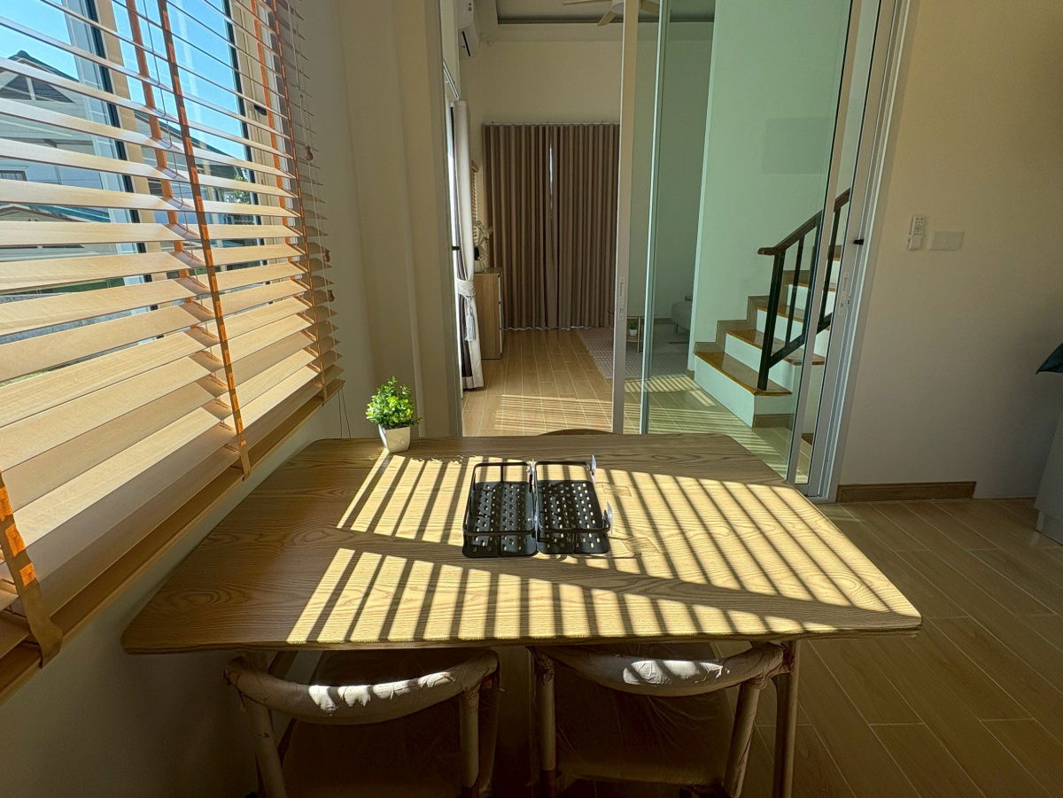 รูป ให้เช่าบ้านเดี่ยวสองชั้น  3 ห้องนอน 2 ห้องน้ำ 1  ห้องครัว  2  ที่จอดรถ - รูปที่ 9/23