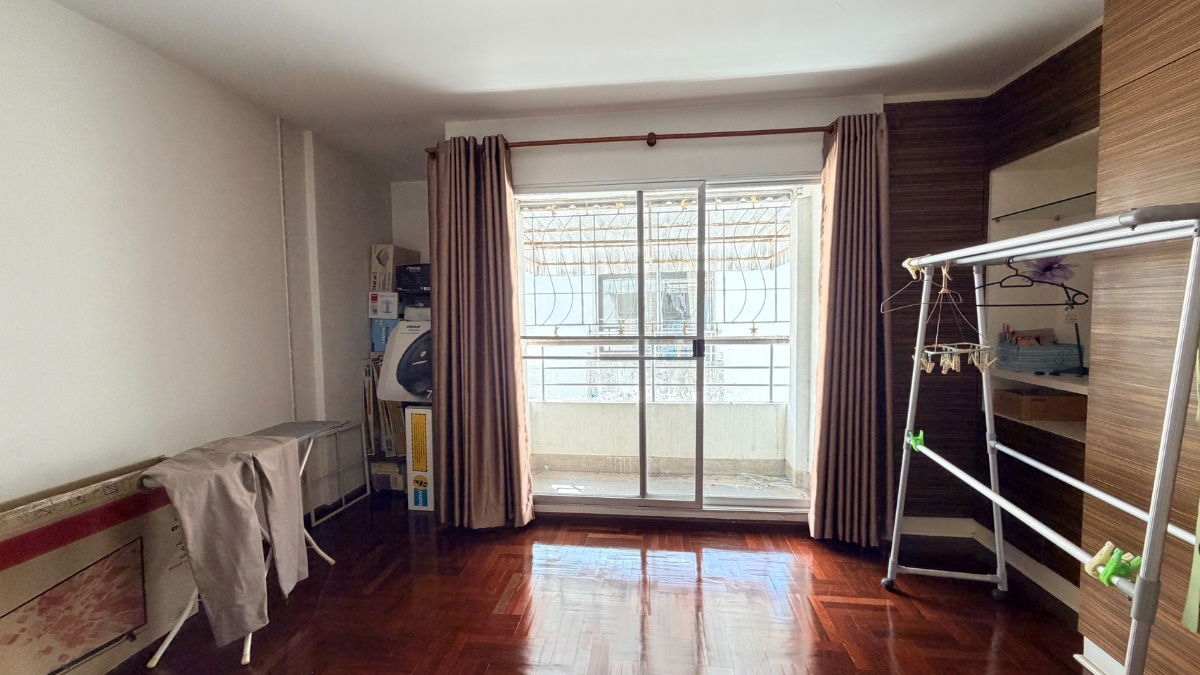 รูป ✨ พร้อมขาย ! ขายทาวน์โฮม 3 ชั้น — Supalai Ville รัชดาภิเษก 32 ทำเลใจกลางเมือง เดินทางสะดวก ใกล้ ม.ราชภัฏจันทรเกษม / ม.เกษตรศาสตร์ - รูปที่ 7/32