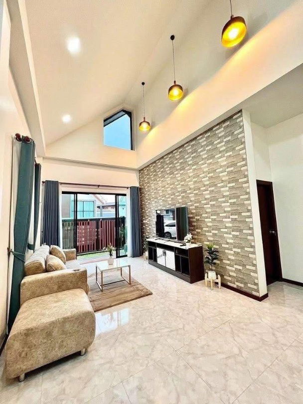 รูป ขายบ้านเดี่ยวพร้อมสระว่ายน้ำ หลังมุม 1 ไร่กว่า–ตกแต่งครบ พร้อมเข้าอยู่ ใกล้ห้าแยกพ่อขุน / รพ.รามาสมุย - รูปที่ 5/20