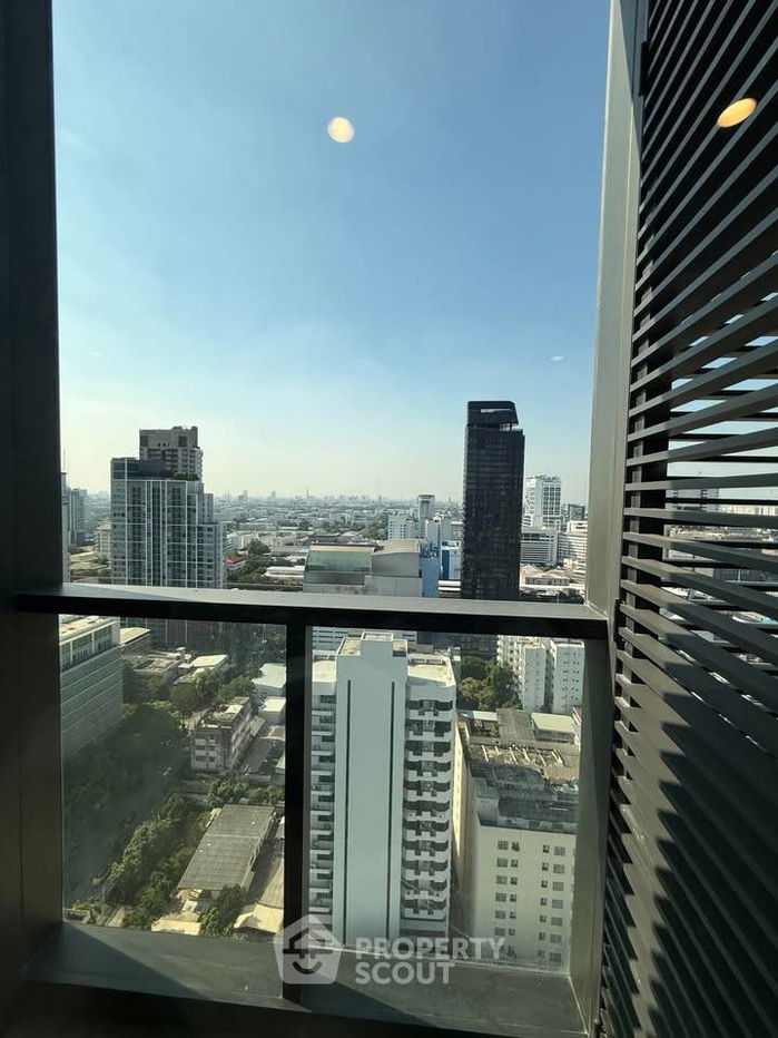 picture 1-BR Condo at The Extro Phayathai–Rangnam near BTS Victory Monument (ID 2459153) - 12/18